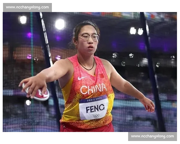 天津跨栏新星吴安琪创 PB 摘银！网友惊呼：这颜值和实力像极了国际名将