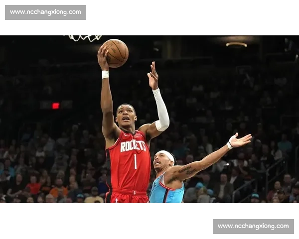 布克 41 分弑旧主！太阳险胜公牛，保罗关键传球定乾坤