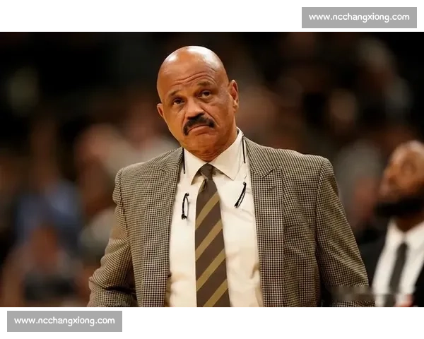 雷霆 3-2 夺赛点！老八 40+6+4 封神，哈利伯顿伤退 6 中 0 创尴尬纪录