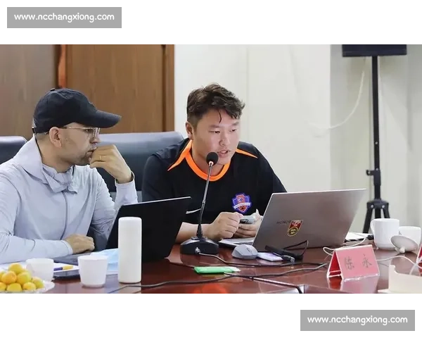 喀什杯青少年足球发展交流会：丝路青训新起点